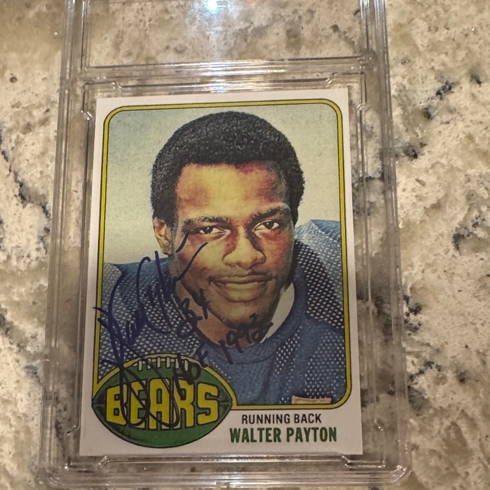 Guess Chicago Bears Walter Payton Card
